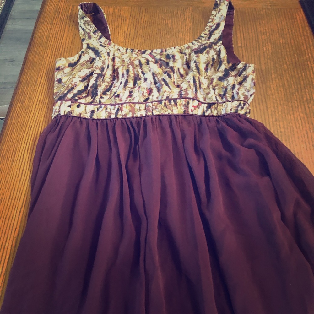Wine red dress with golden highlights